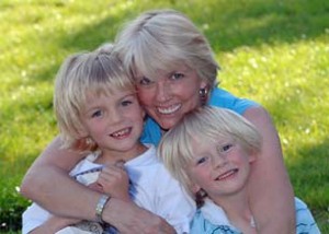 Coach Kellie de Ruyter and children